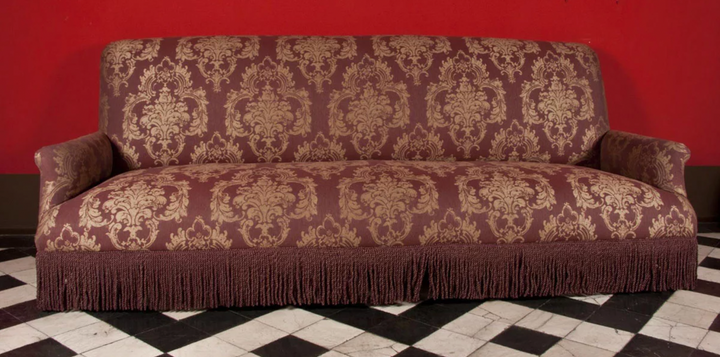 Resalta el sofá principal de tu sala